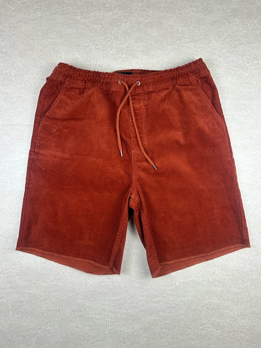 Brixton Madrid II Drawstring Shorts Men’s Medium Brick Red Corduroy